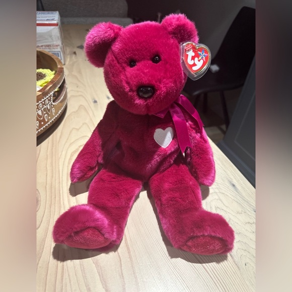 RARE- 2001- VALENTINA HEART TY BEANIE BABY BEAR - Picture 3 of 4